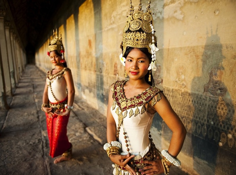 Thưởng thức màn múa Apsara truyền thống