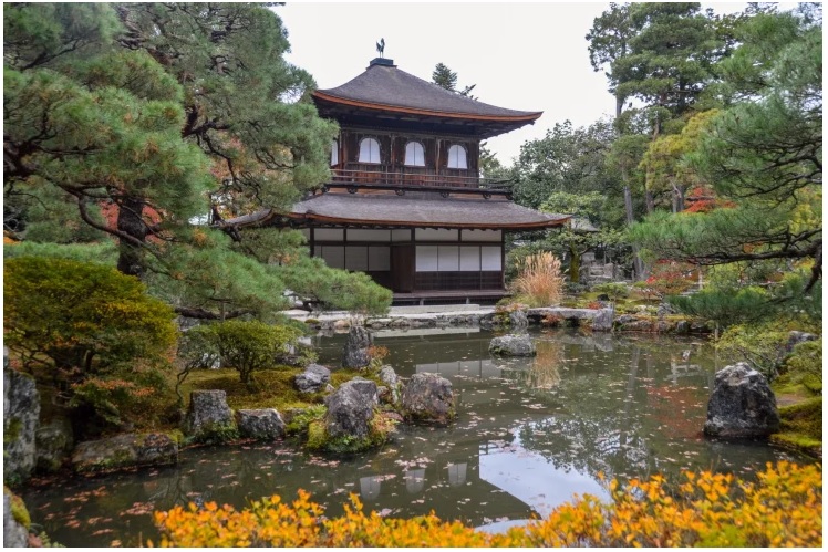 Đền Bạc nổi tiếng của Kyoto.