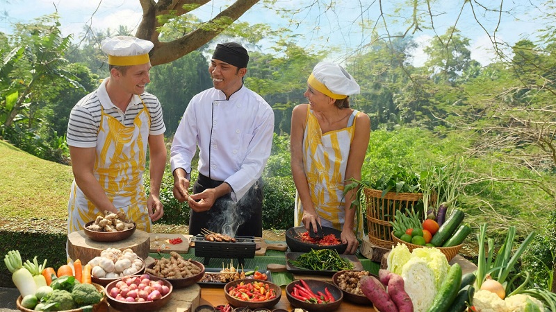Hãy thử một lớp học nấu ăn và thành thạo các món ăn kỳ diệu của Bali.