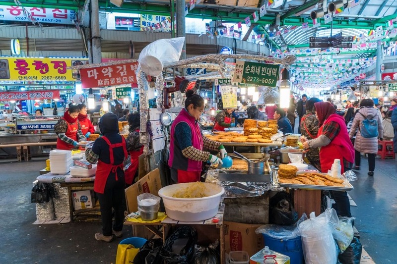 Chợ ẩm thực đường phố ngon nhất ở Seoul, Hàn Quốc