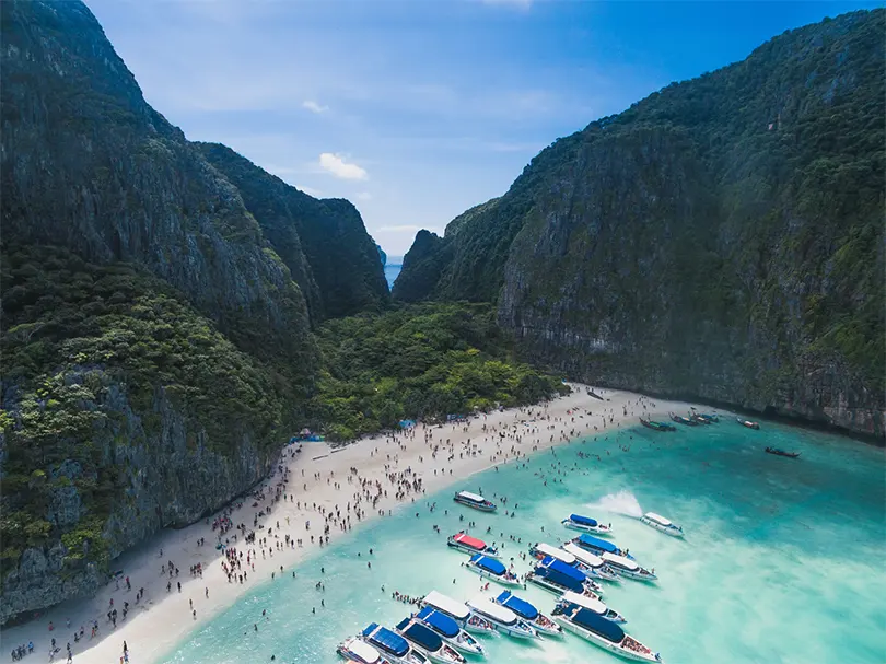 Toàn cảnh vịnh Maya từ trên cao