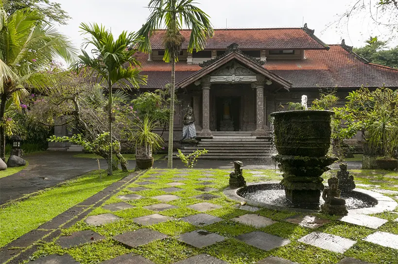 Bảo tàng Nghệ thuật Agung Rai của Ubud trưng bày một số tác phẩm nghệ thuật quan trọng nhất của hòn đảo.