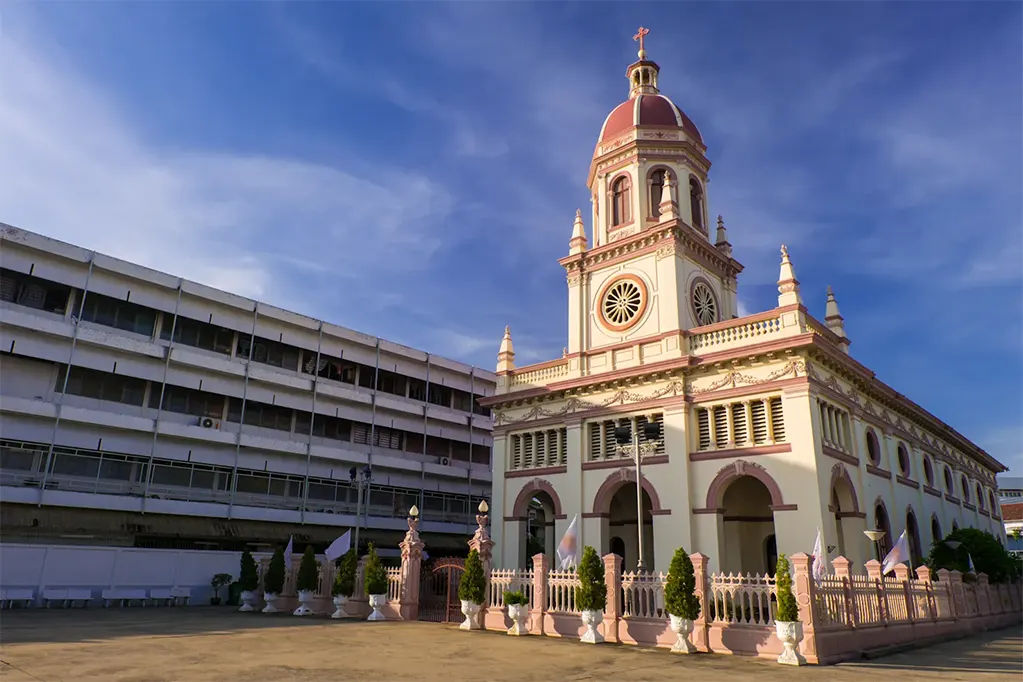 Nhà thờ Santa Cruz, di sản của các nhà truyền giáo Bồ Đào Nha thế kỷ 16