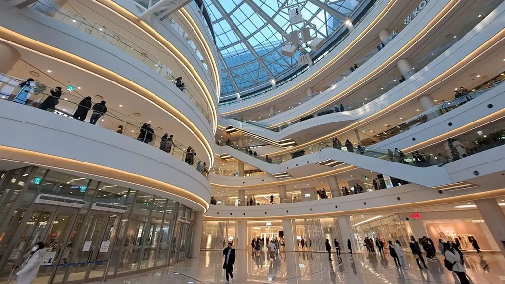Times Square Mall