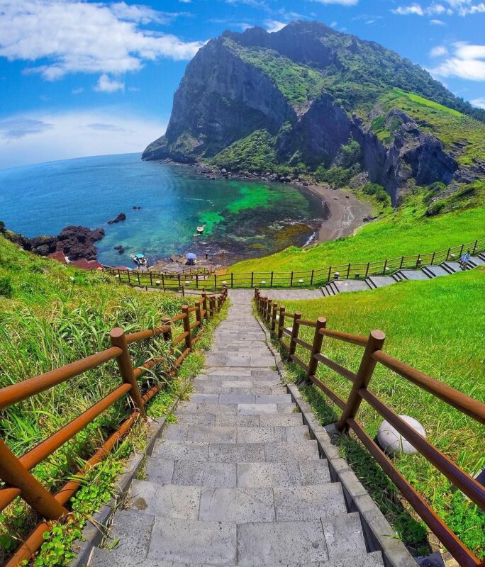 Khi đi Tour Hàn Quốc, gần như ai cũng muốn đến đảo Jeju xinh đẹp