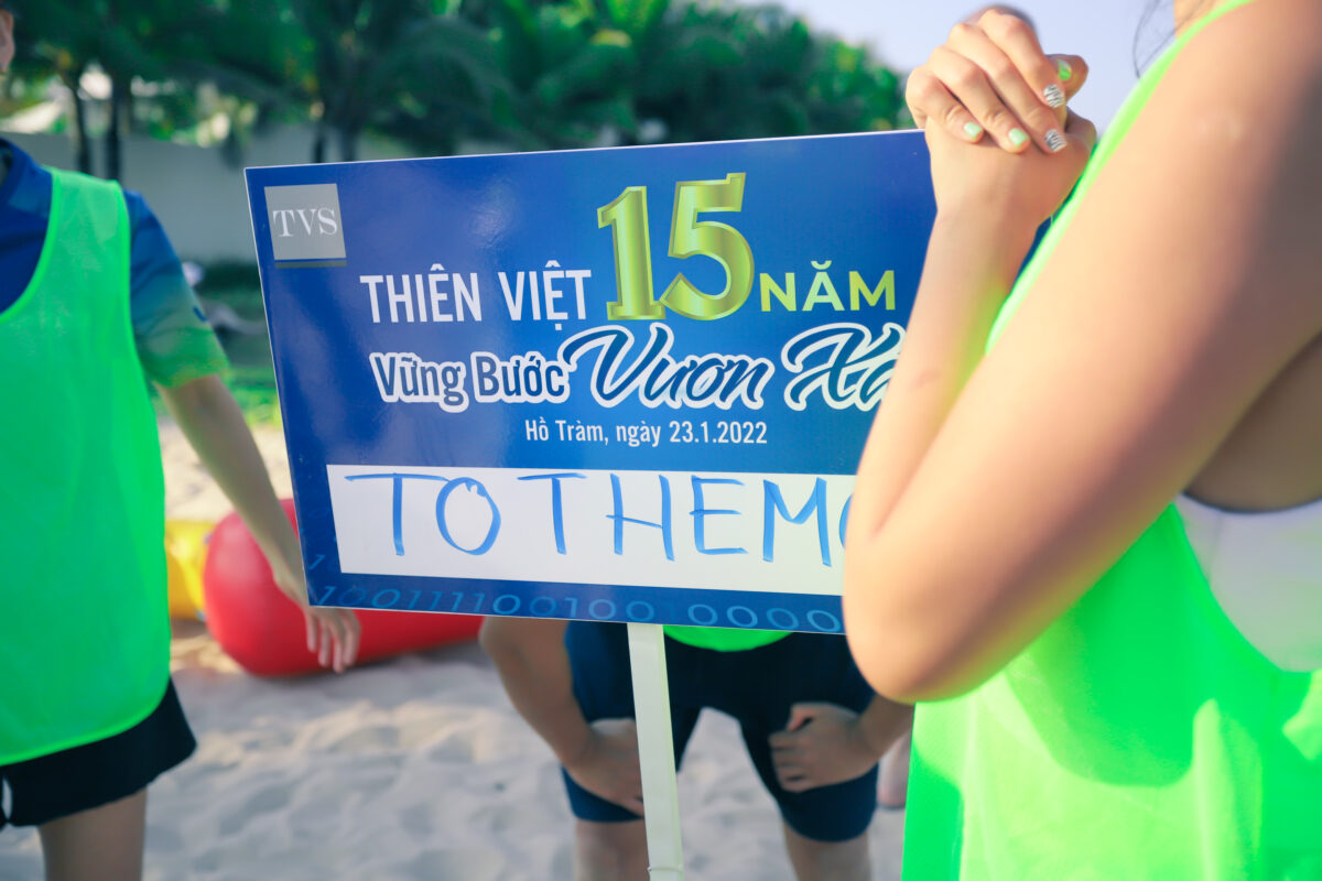 Cty Thiên Việt tham gia Team Building bãi biển với chủ đề Vững Bước Vươn Xa 15 năm