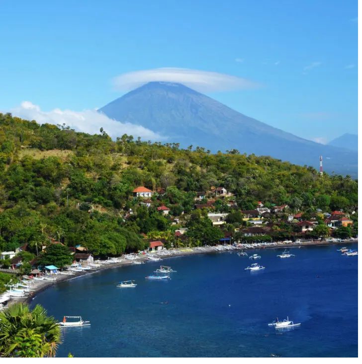 Bali đưa ra các quy tắc mới tại điểm nóng lặn nổi tiếng để bảo vệ đa dạng sinh học