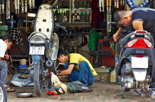 Mẹo đi xe máy ở Thái Lan (2022)