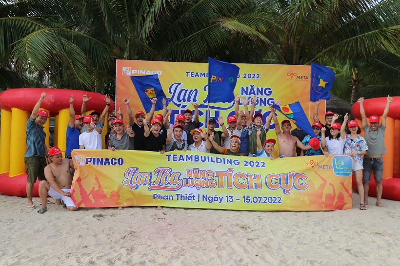 Công ty Pinaco đi tour du lịch kết hợp Team Bulding ở Phan Thiết Mũi Né