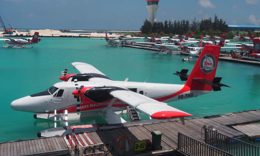 Gần như để đến các đảo tư nhân hoặc các Resort sang trọng ở Maldives thì chúng ta đều phải di chuyển bằng thuỷ phi cơ