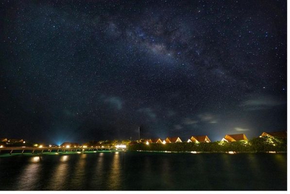 Trải nghiệm dải ngân hà từ Maldives