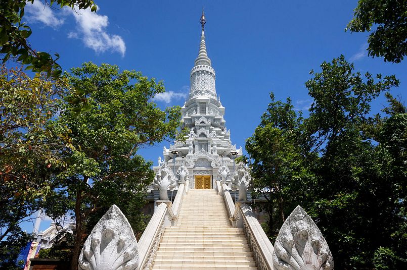Những toà tháp mang đậm nét Khmer