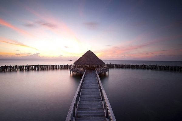 Bungalow trên Mặt nước và Biệt thự trên Mặt nước