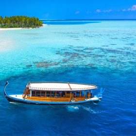 Du thuyền ở Maldives - Khám phá Maldives trên những ngọn sóng
