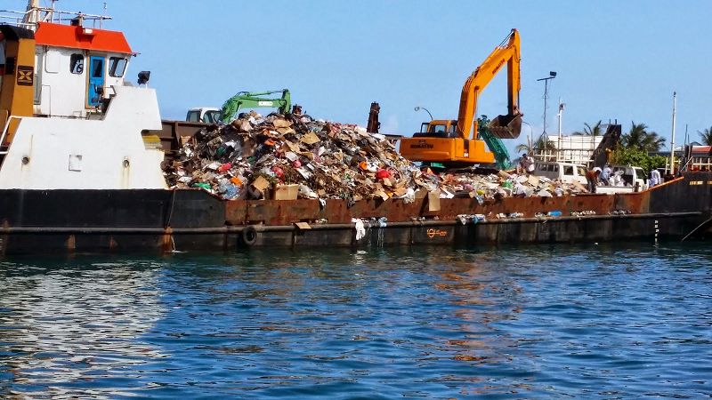 Ở Maldives có một vấn đề lớn với việc xử lý rác