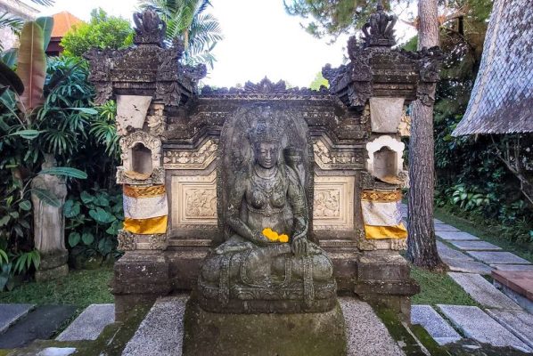 Làm thế nào những ngôi nhà ở Bali được thiết kế cho sự hài hòa — và để giữ cho ma quỷ ở lại vịnh