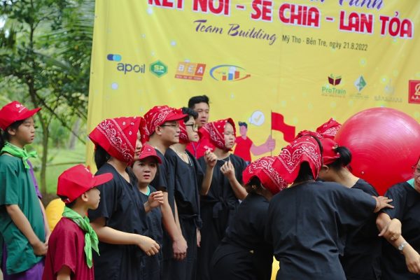 13 Hoạt động Team Building nhanh chóng