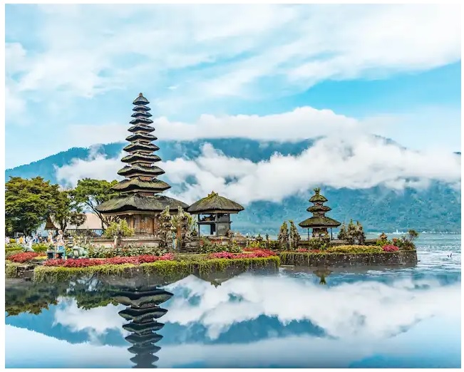 Các biện pháp phát triển du lịch và sáng kiến ​​môi trường chống lại các vấn đề ở Bali