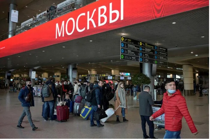 Các chuyến bay thuê bao đến Phuket và Pattaya chở đầy du khách Nga
