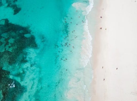 9 điểm đến kỳ nghỉ đông vào phút cuối tốt nhất cho mặt trời tháng 12