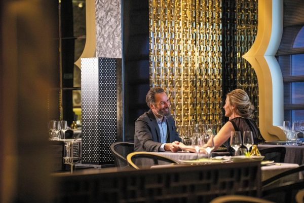 Nhà hàng trên Du thuyền 5 sao: 9 bữa ăn ngon nhất bạn có thể có trên biển