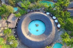 Tắm bùn trong Tour Nha Trang 4 Ngày 3 Đêm
