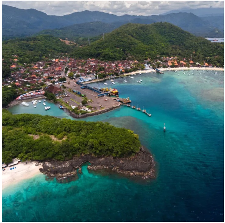 Thời tiết xấu ở Bali khiến lượng khách đến bãi biển giảm hơn 20%