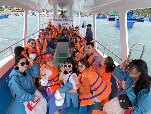 Hãy để Team Building thực hiện các vai trò của nó.