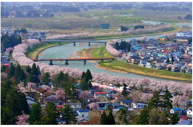 Kakunodate thường được gọi là 'Little Kyoto' và là một trong những khu vực lịch sử được bảo tồn tốt nhất của Nhật Bản.