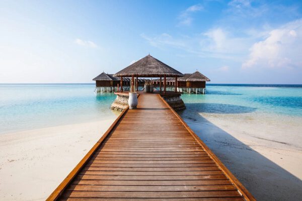 Giảm giá một nửa chuyến bay hạng phổ thông cao cấp đến Maldives