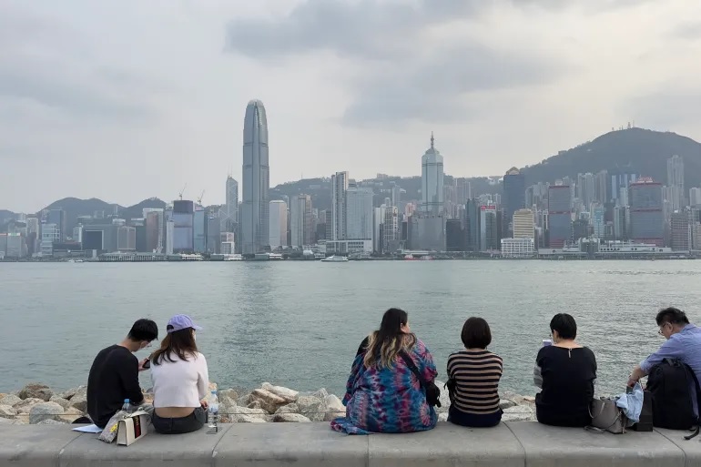 Hồng Kông đấu tranh để giành lại khách du lịch, vương miện 'Thành phố thế giới'