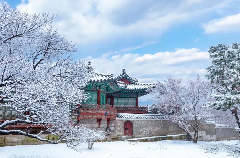 Mùa đông phủ tuyết ở Seoul