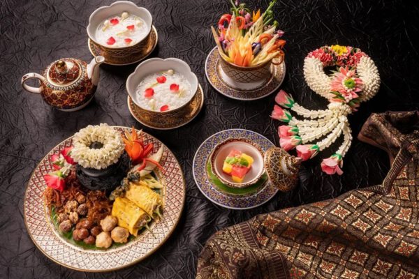 Ăn tối Songkran ở đâu tại Bangkok vào tháng 4 năm 2023 này