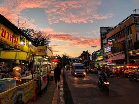 Hạn chế đi Tour du lịch Thái Lan Mùa xuân 2023