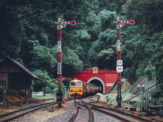 7 chuyến tàu hỏa đẹp nhất ở Bangkok nên đi ít nhất một lần