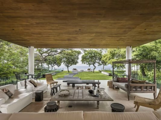 Reosort sang trọng Uluwatu Estate ở Bali mất 14 năm để hoàn thành