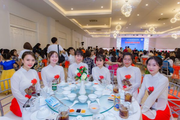 Tại sao bố cục không gian sự kiện ảnh hưởng đến mọi thứ