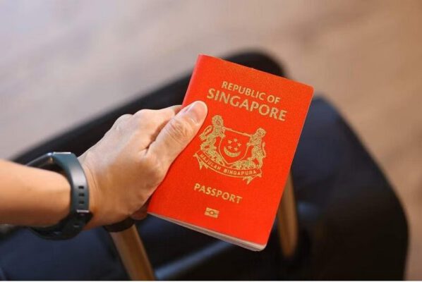 Tôi nên làm gì nếu bị mất hộ chiếu hoặc điện thoại khi đi nghỉ ở Singapore