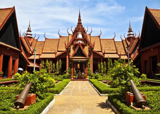 Đắm mình trong kiến trúc và văn hóa của thủ đô Campuchia và tận hưởng một kỳ nghỉ tuyệt vời