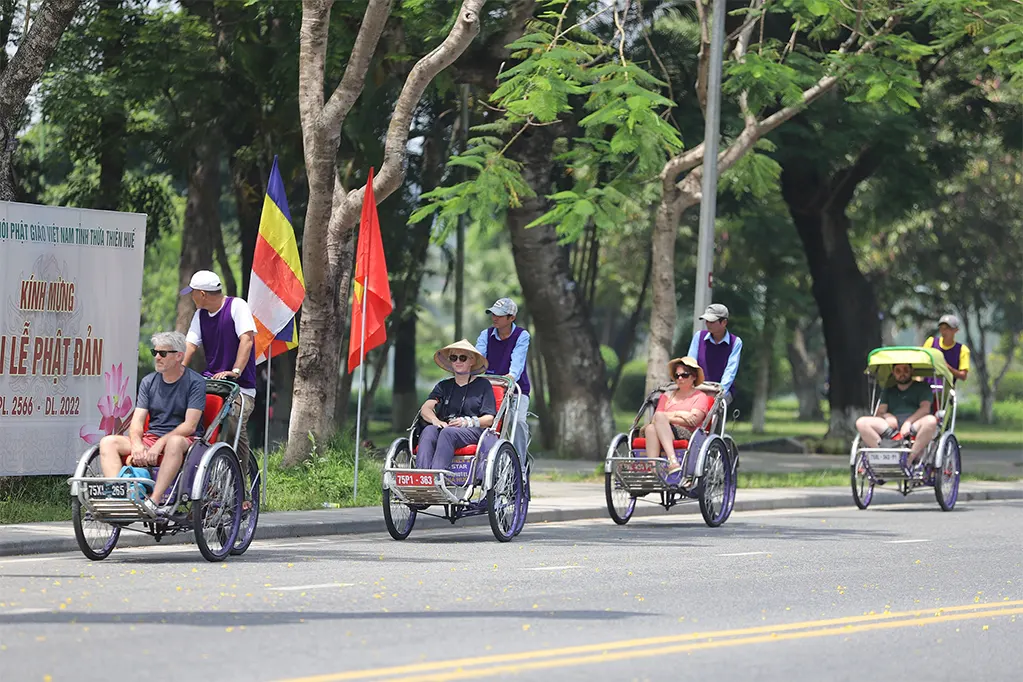 Du lịch Việt từ 'số 0' đến top 3 khu vực