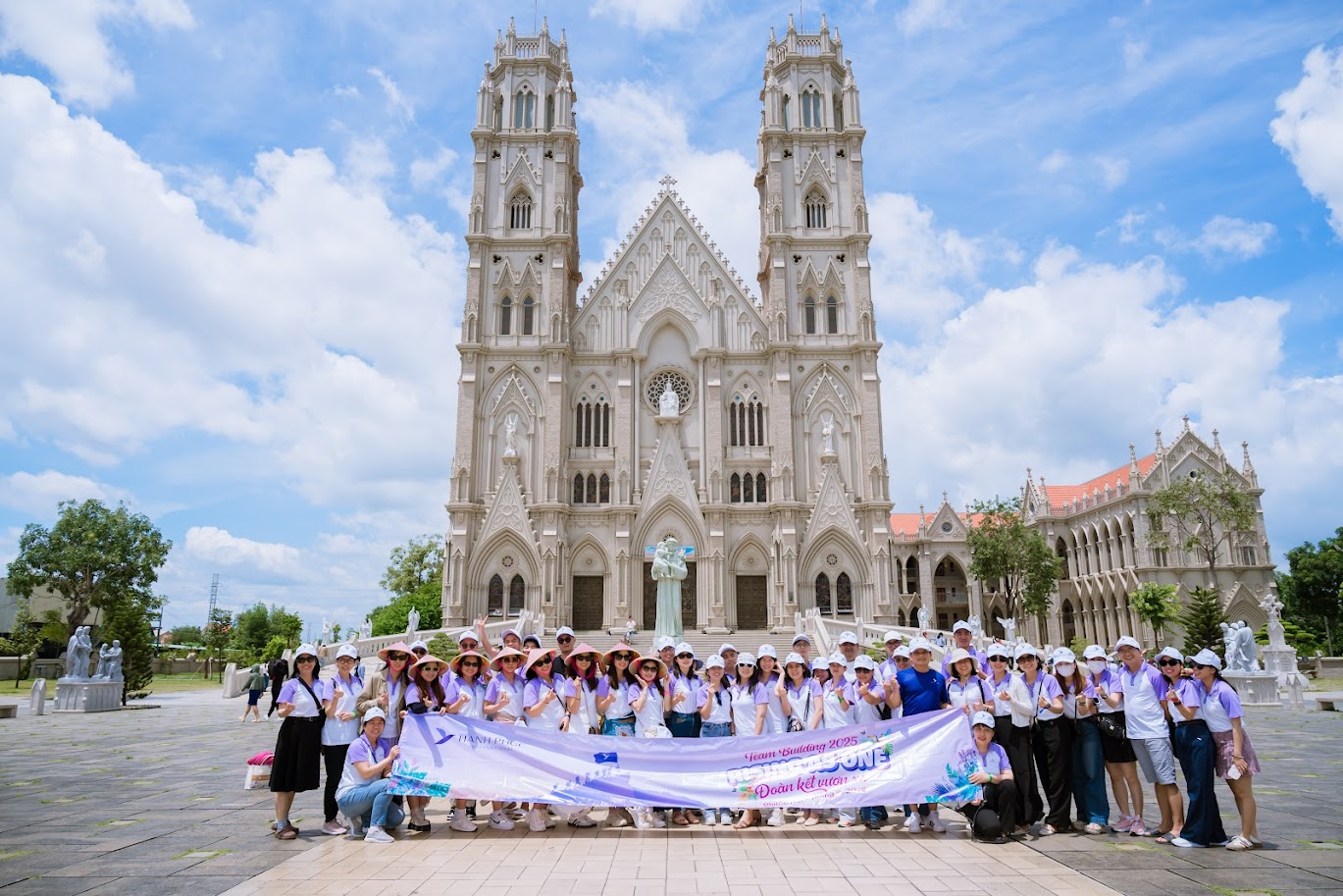 Giáo Xứ Song Vĩnh- nét đẹp trời Âu