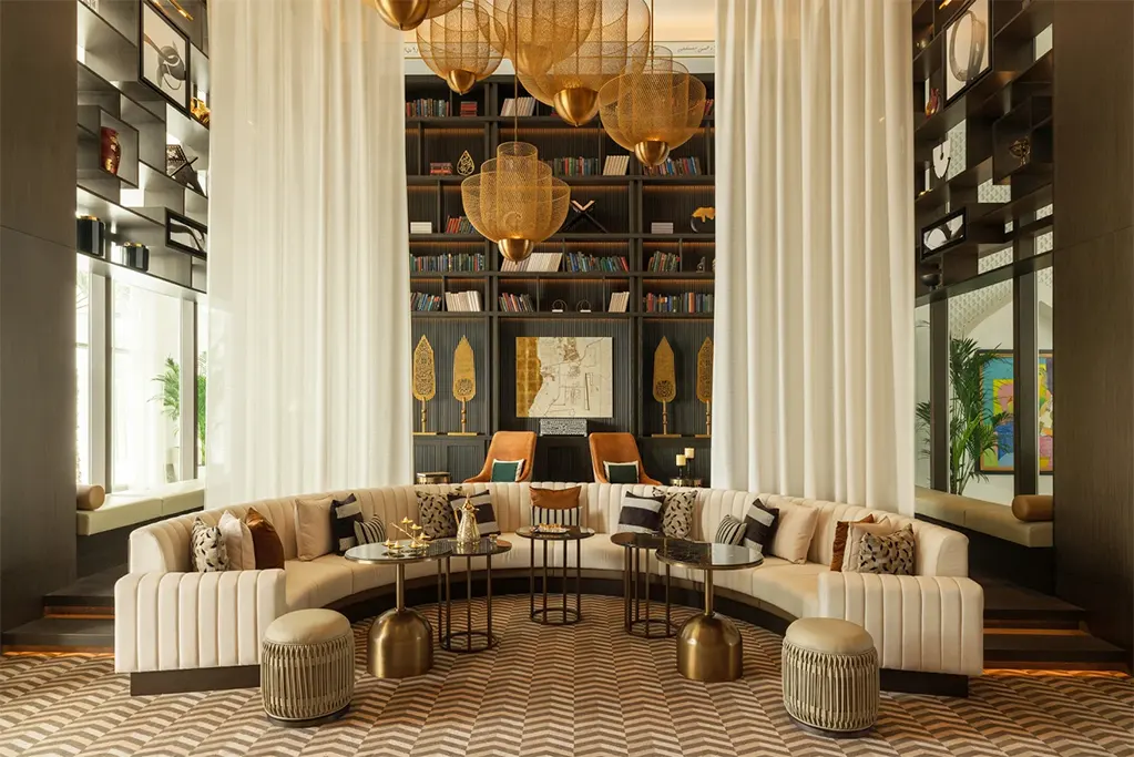 Khách sạn Raffles sang trọng tại Bahrain, được mệnh danh là "hòn đảo triệu cây cọ".