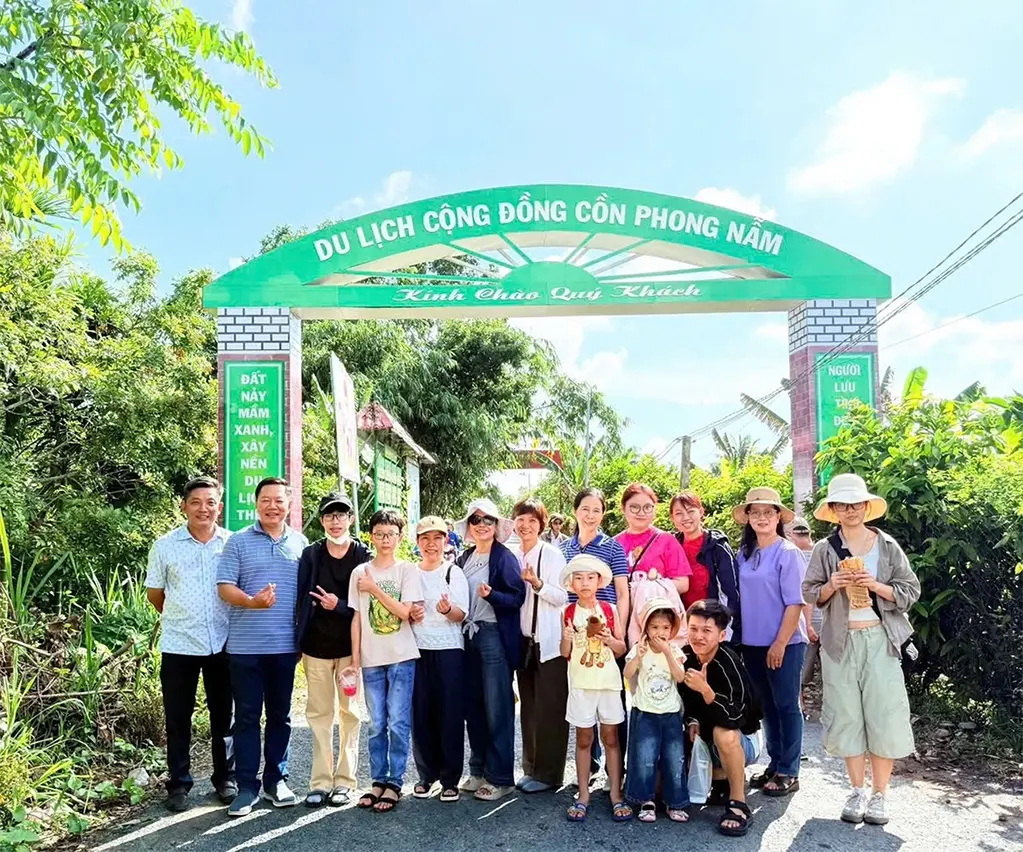 Cồn Phong Nẫm đang là điểm đến của du khách gần xa