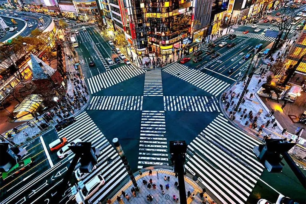 Ngã tư Shibuya nổi tiếng ở Tokyo. Ảnh: Shibuya Crossing