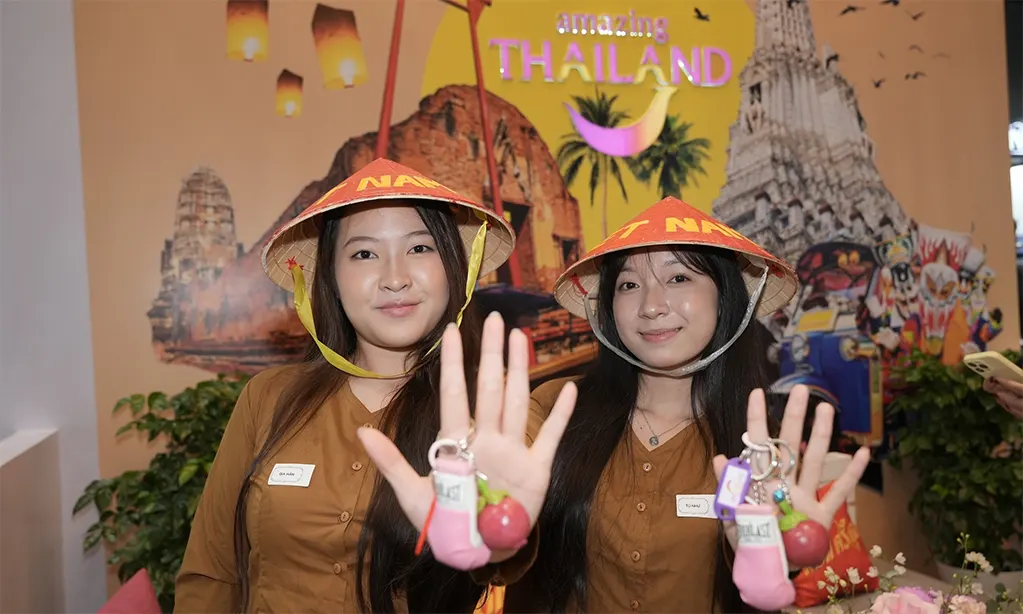 Khách Việt trải nghiệm gian hàng Thái Lan tại Hội chợ Du lịch Quốc tế TP HCM