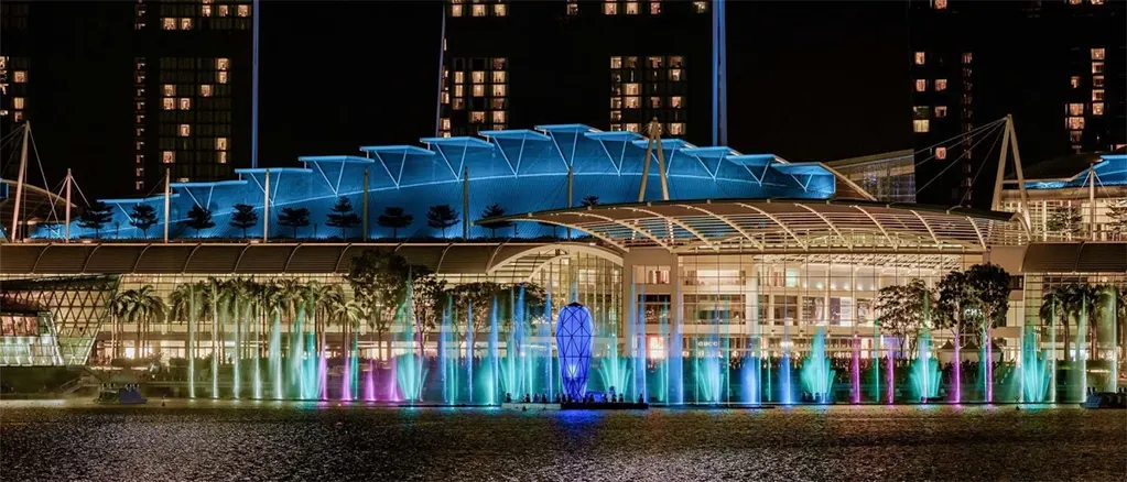 Show nhạc nước Spectra tại Event Plaza