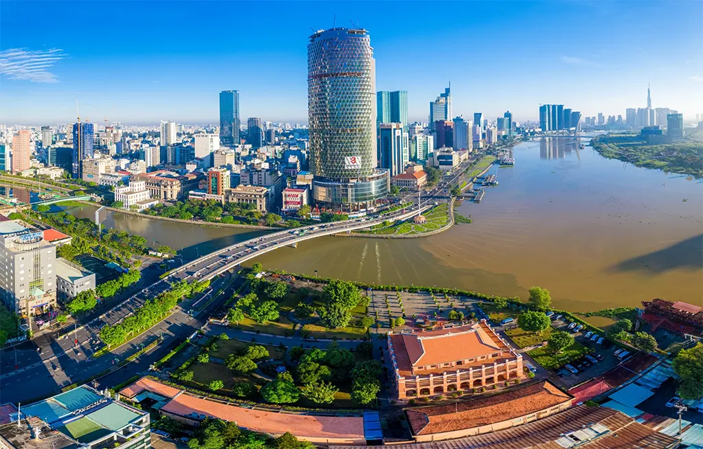 Thái Lan 'hụt hơi' trong cuộc đua kinh tế và du lịch với Việt Nam