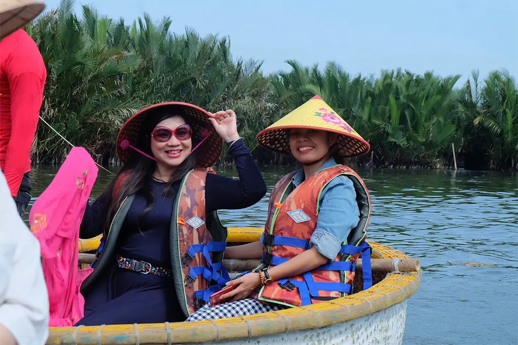 Chuyên gia du lịch Phan Yến Ly đề cao việc xây dựng sản phẩm có chiều sâu văn hóa - Ảnh: ĐỖ ĐẠT
