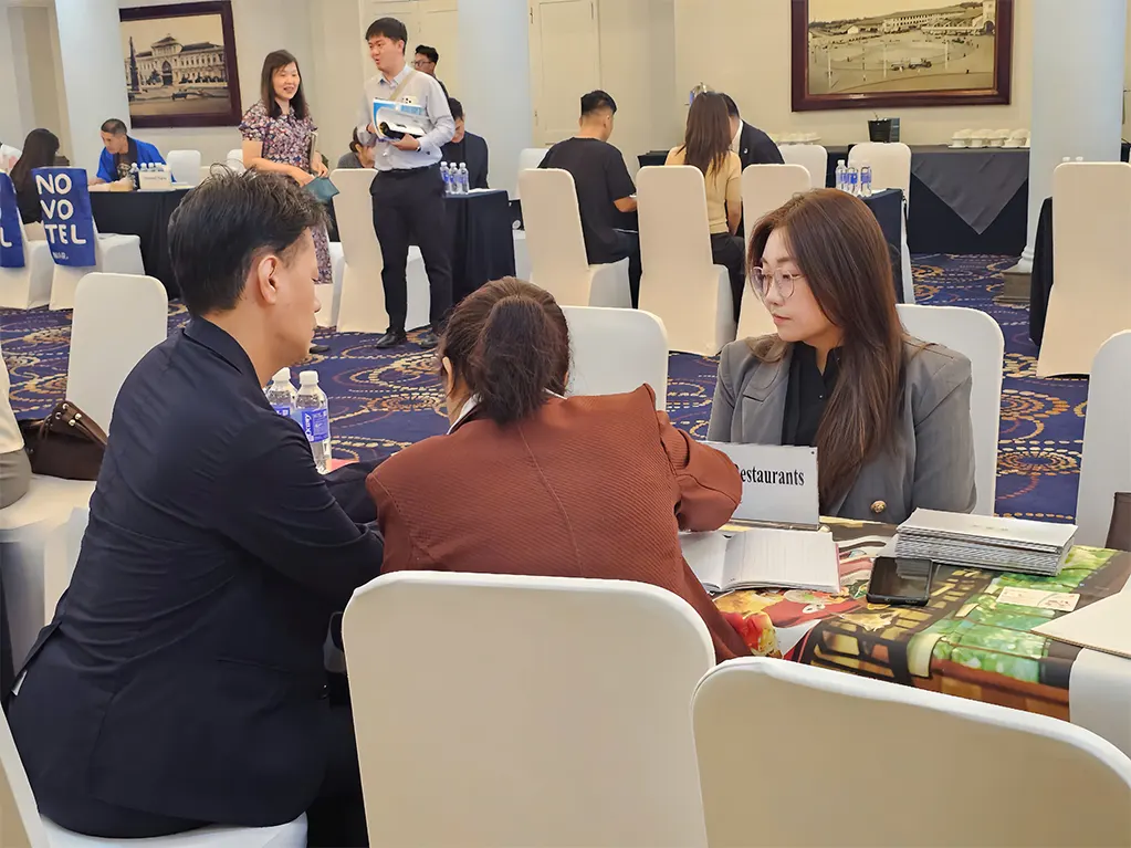 Doanh nghiệp Nhật Bản giới thiệu các sản phẩm dịch vụ, du lịch tới Việt Nam - Ảnh: TRƯƠNG LINH