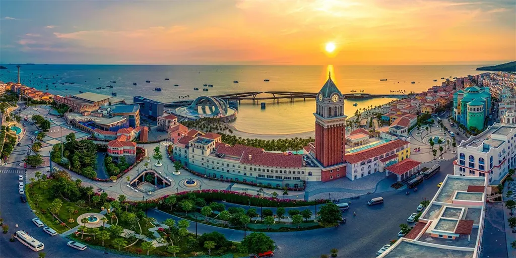 Một tô bún quậy có thể kéo khách quốc tế đến Phú Quốc